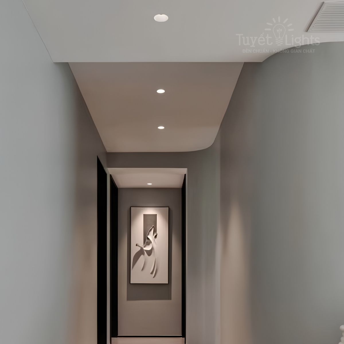 Không gian chóa trắng thực tế